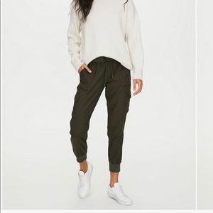 Aritizia Community Cebu Pant